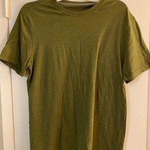 Men’s Lululemon Short Sleeve Tee
